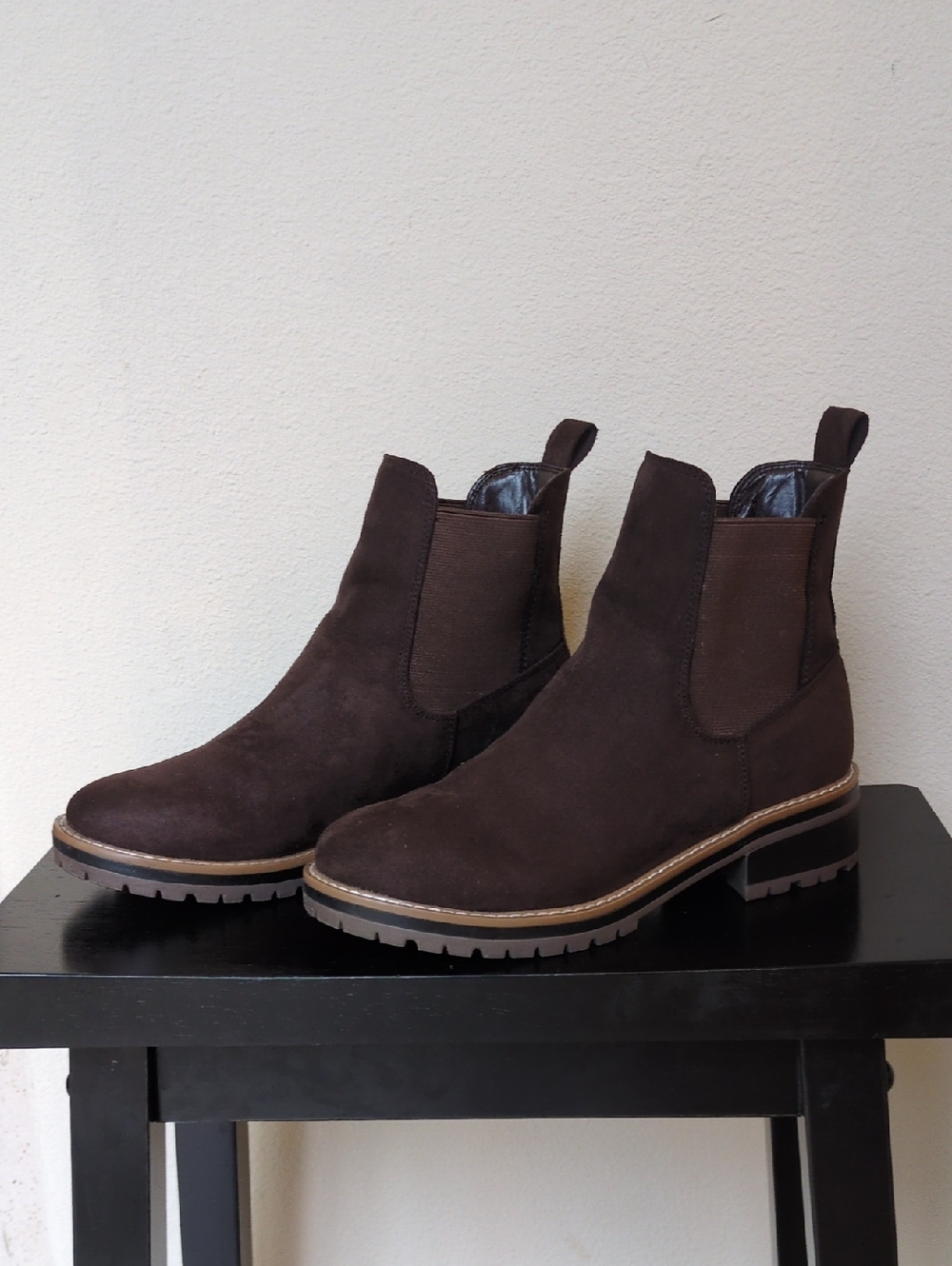 Kensie Dark Brown Chukka Boots